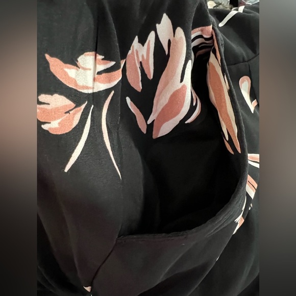 A New Day Women's Sleeveless Black Floral Jumpsuit w pockets - Picture 6 of 9